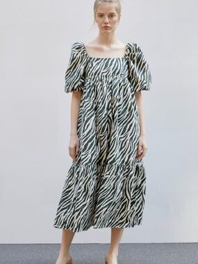 London Bridge x listen to me Zebra Print Midi Dress in Green and White